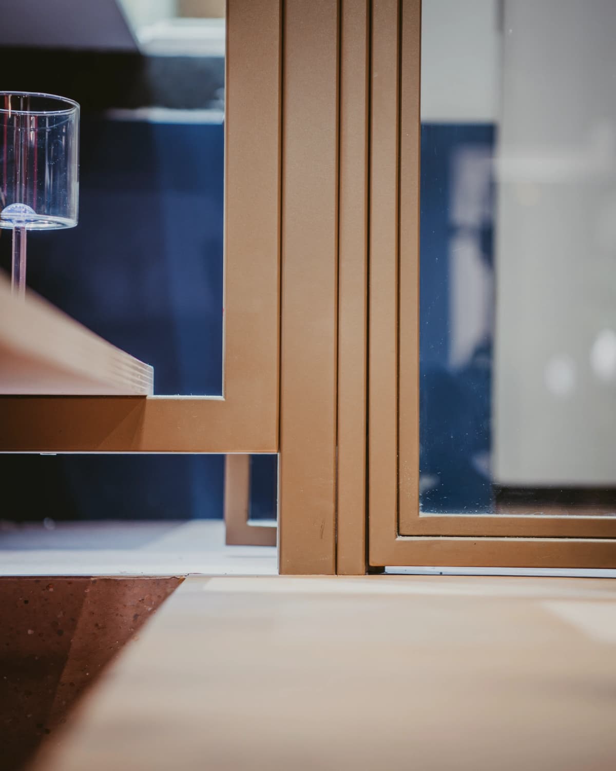 Stalen maatwerk voor wijnwinkel en proeflokaal